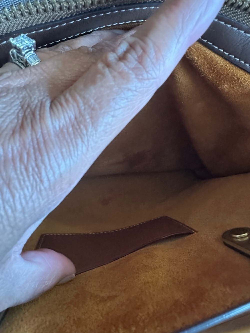 Coach Signature Rogue 25 🥰🥰🥰 - Picture 6 of 11